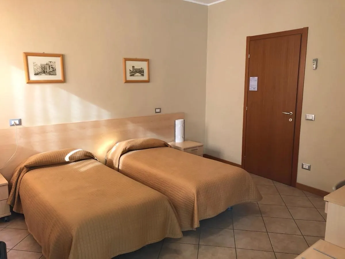 **  Da Nando Antica Osteria Hotel Godi Italy